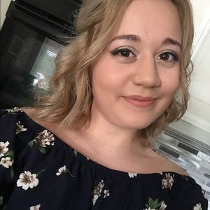 Meet your Posher, Jen